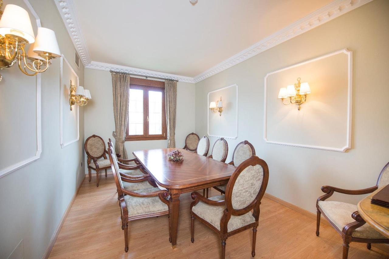 Hospederia La Canada Moralzarzal Extérieur photo