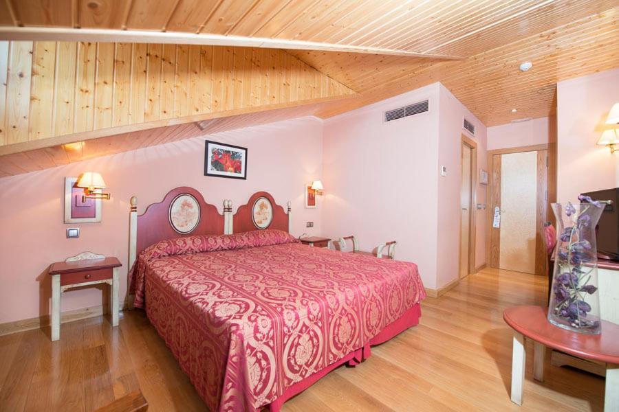 Hospederia La Canada Moralzarzal Extérieur photo