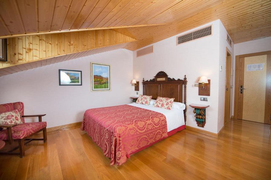 Hospederia La Canada Moralzarzal Extérieur photo